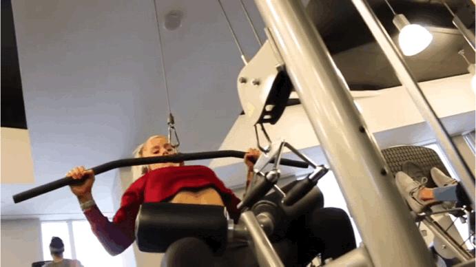 拥有巨石强森力量的锻炼方法,巨石强森日常健身训练