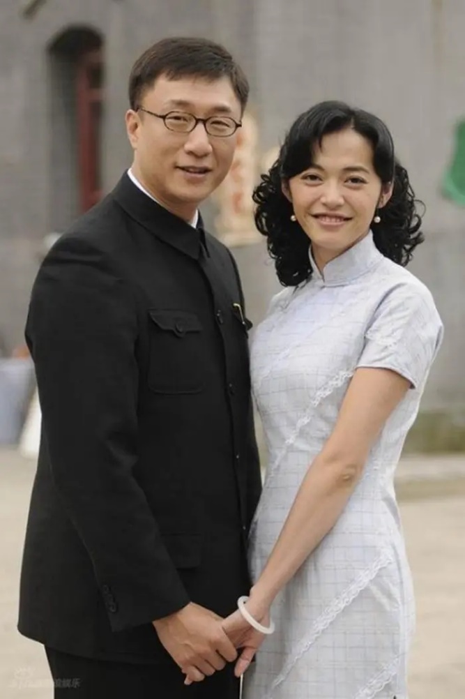 豆瓣9.6分谍战,谍战剧潜伏者9.7分以上谍战大片