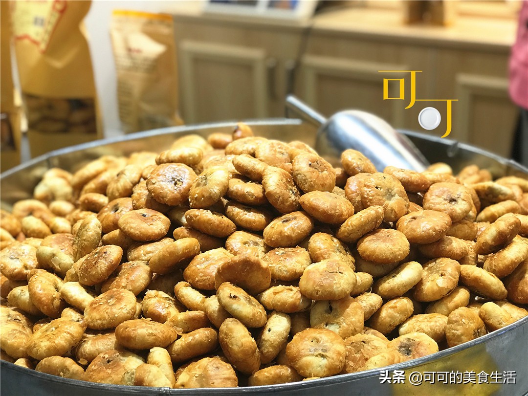 屯溪老街梅干菜烧饼,屯溪老街美食小吃攻略