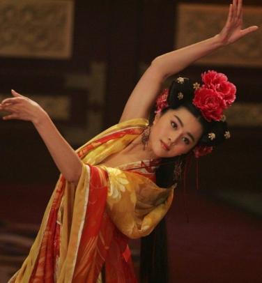 杨贵妃死在马嵬坡还是去了日本,杨贵妃是否死于马嵬坡