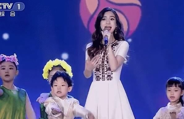 baby腰围比头围小,baby腰围范围