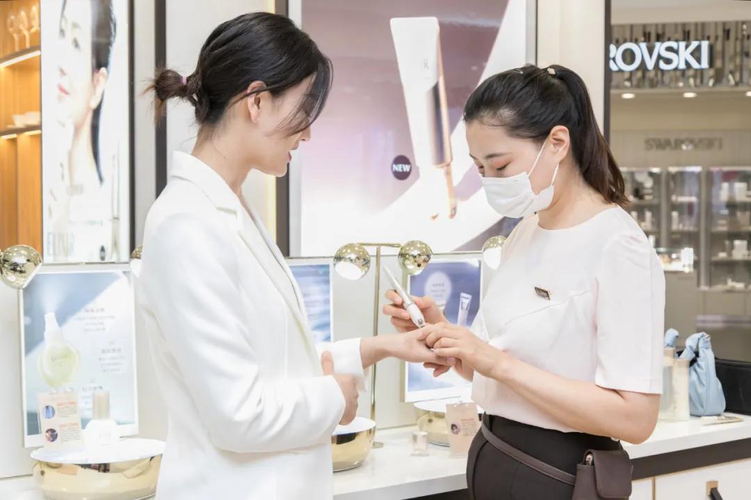 怡丽丝尔七夕限定专柜,怡丽丝尔优惠最大的活动