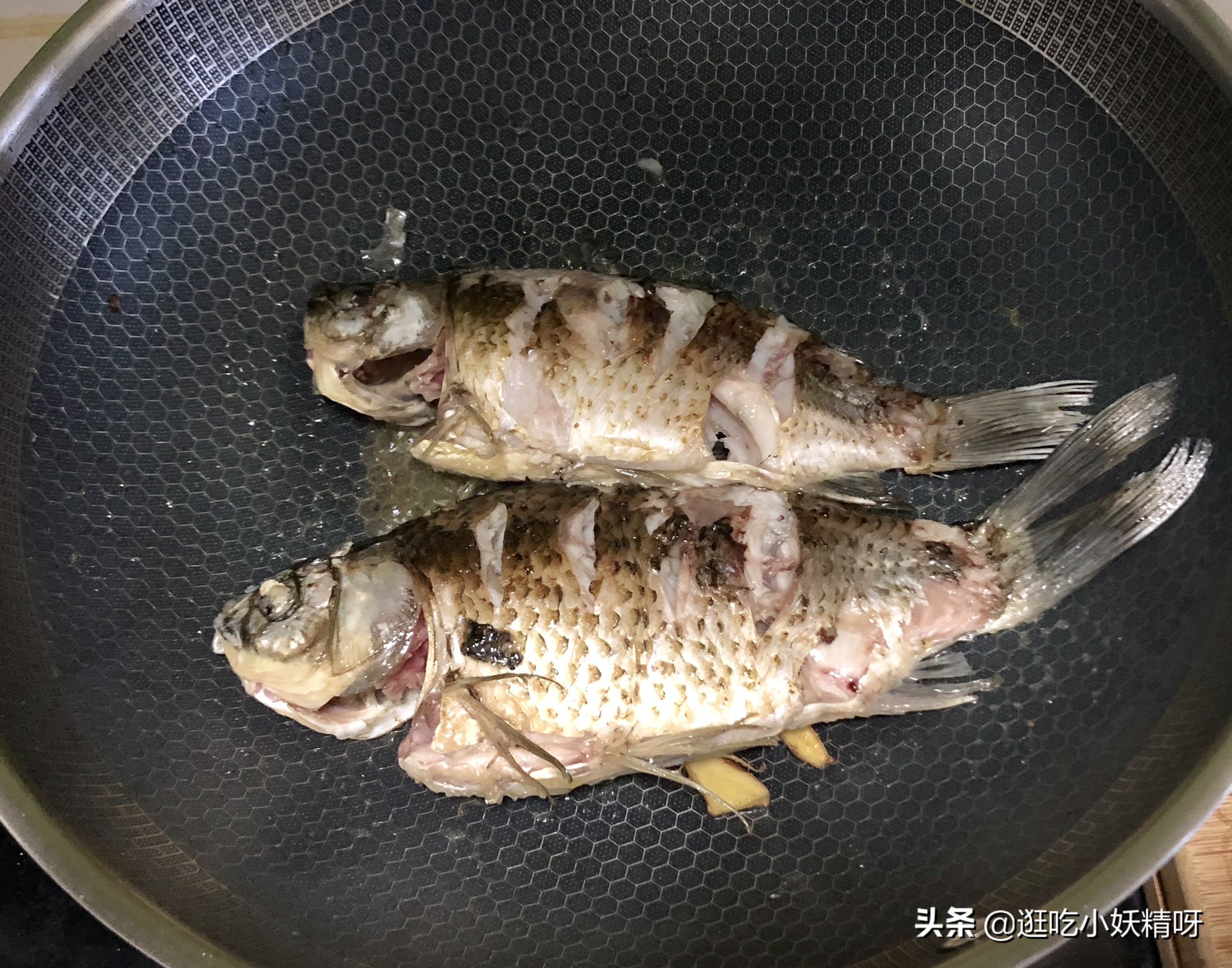 鲫鱼汤面怎么煮,鲫鱼汤面的正宗做法