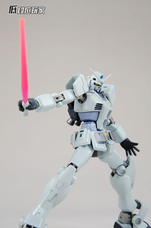 这篇到处是梗的文章，充满了猫仔对《超级机器人大战》的缅怀