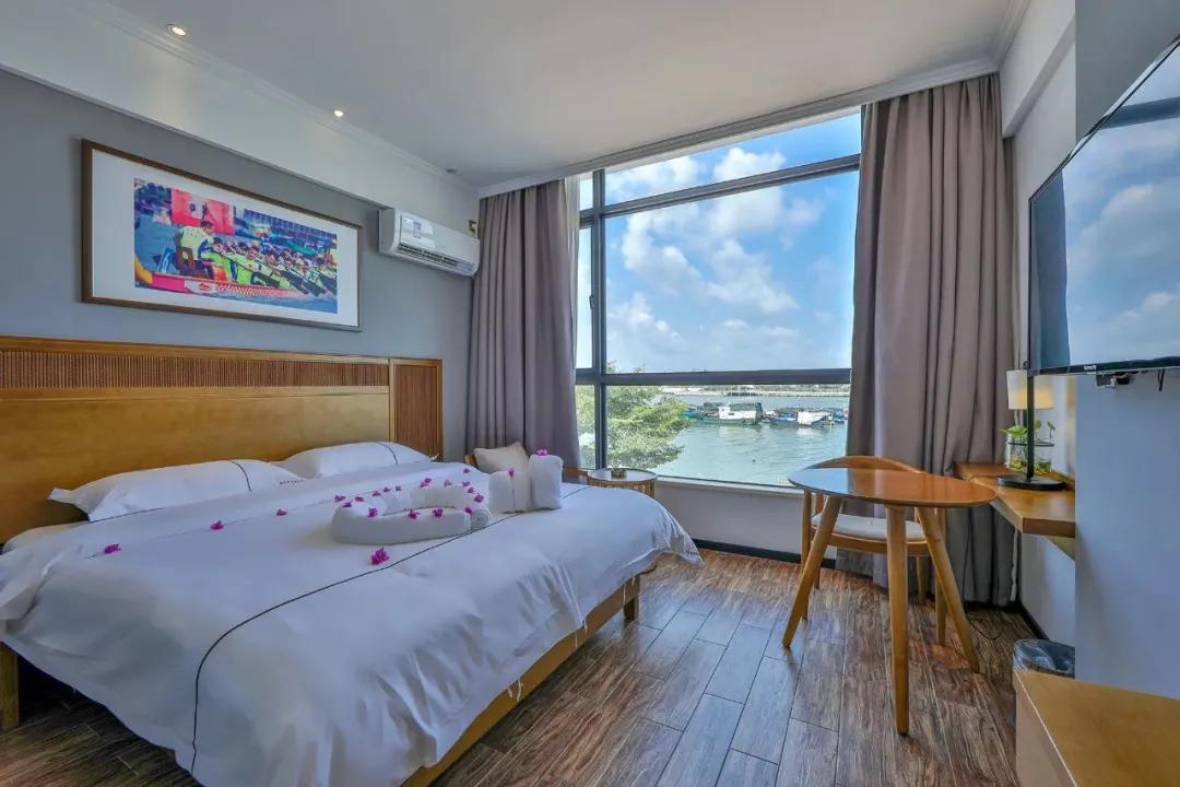 万宁港北港吃海鲜哪里好,渔村风情完整版