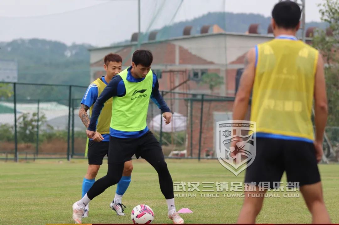 武汉三镇队开启昆明冬训,武汉三镇集训