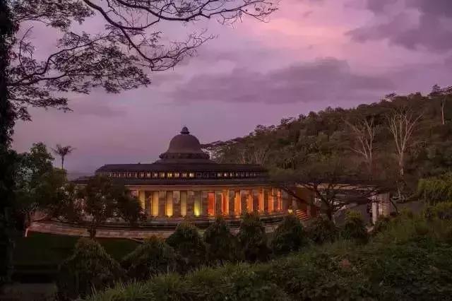 巴厘岛海滩四星酒店,巴厘岛一流的酒店二流的