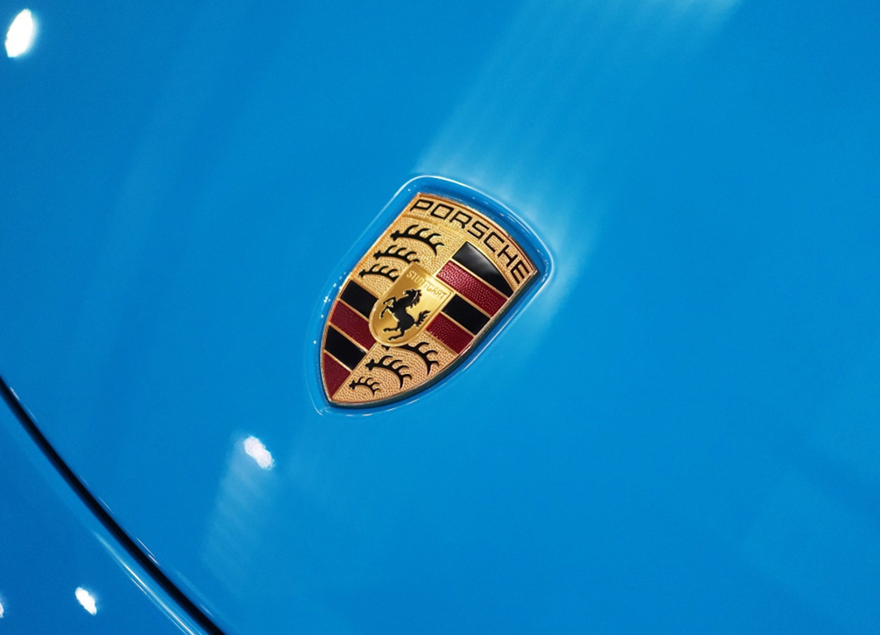 男子花六万买保时捷718,男子花7万块钱买保时捷