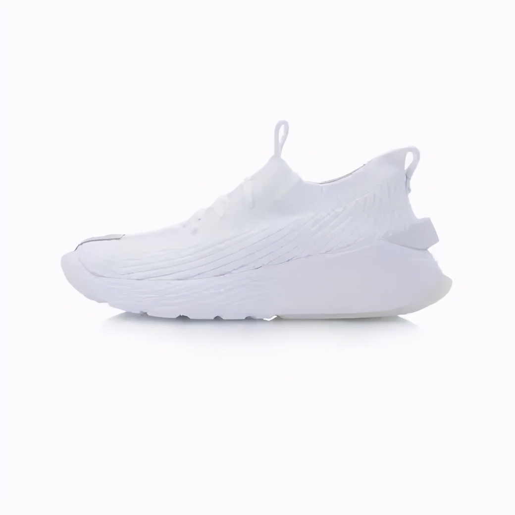 运动休闲3折起!VIP感恩季~专属福利尽在王府井奥莱机场店