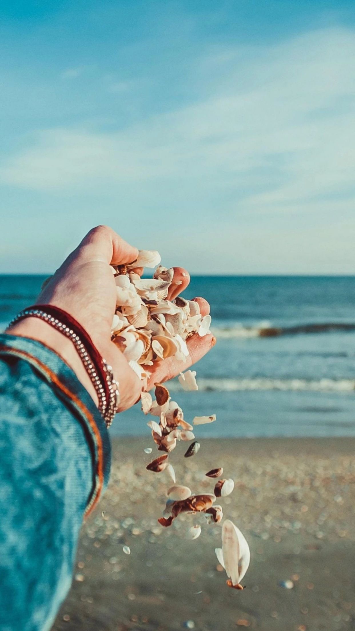 绝不变心恋爱中最专情的三大星座,十二星座专情的星座排名