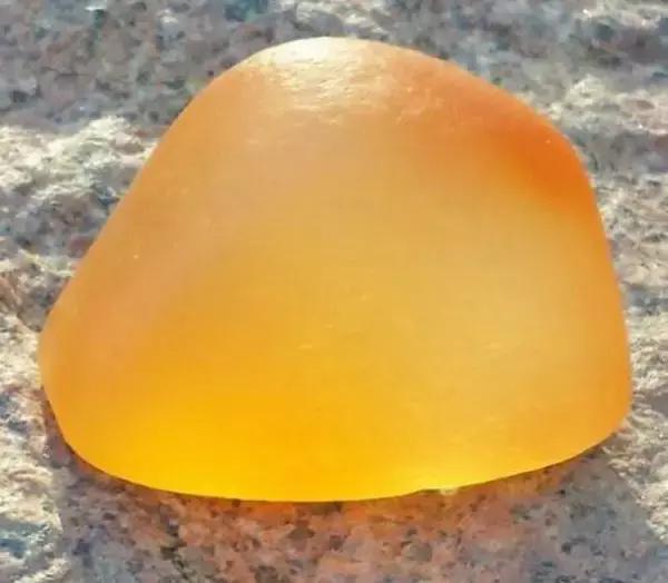 初级藏宝图挖后有什么东西,疆内捡石头攻略