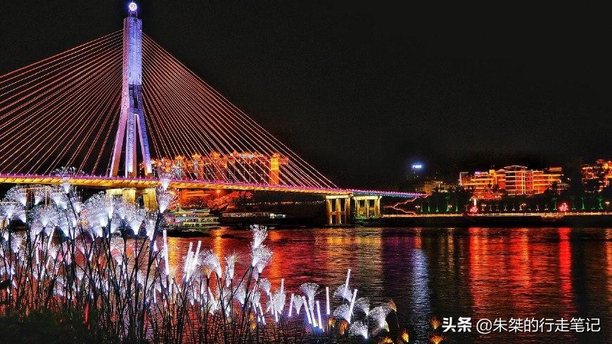 西双版纳摆地摊需要具备哪些东西,夜市摆地摊赚钱的三大技巧