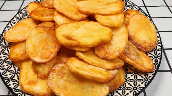 怎样做土豆片又酥又脆又好吃,土豆片怎么做才好吃又简单