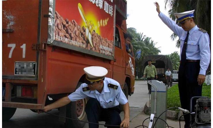 年检尾气二次不合格,年检两次不合格怎么办