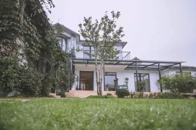 藏在山里苏州民宿,苏州一湖一宅民宿自由行热门攻略