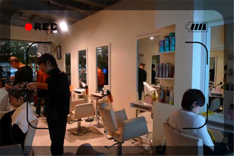 一个普通人赚多少钱够用,一个月工资二十万是干什么工作的