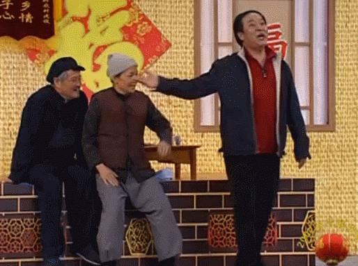 牛群为什么退出央视舞台,2000年为什么牛群不搭档