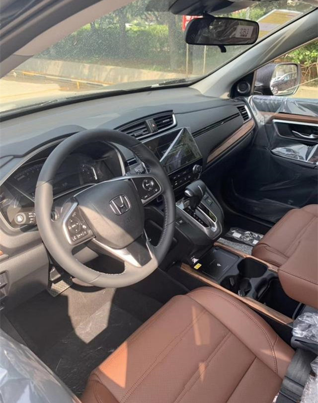 老本田cr-v外观,加长版本田crv