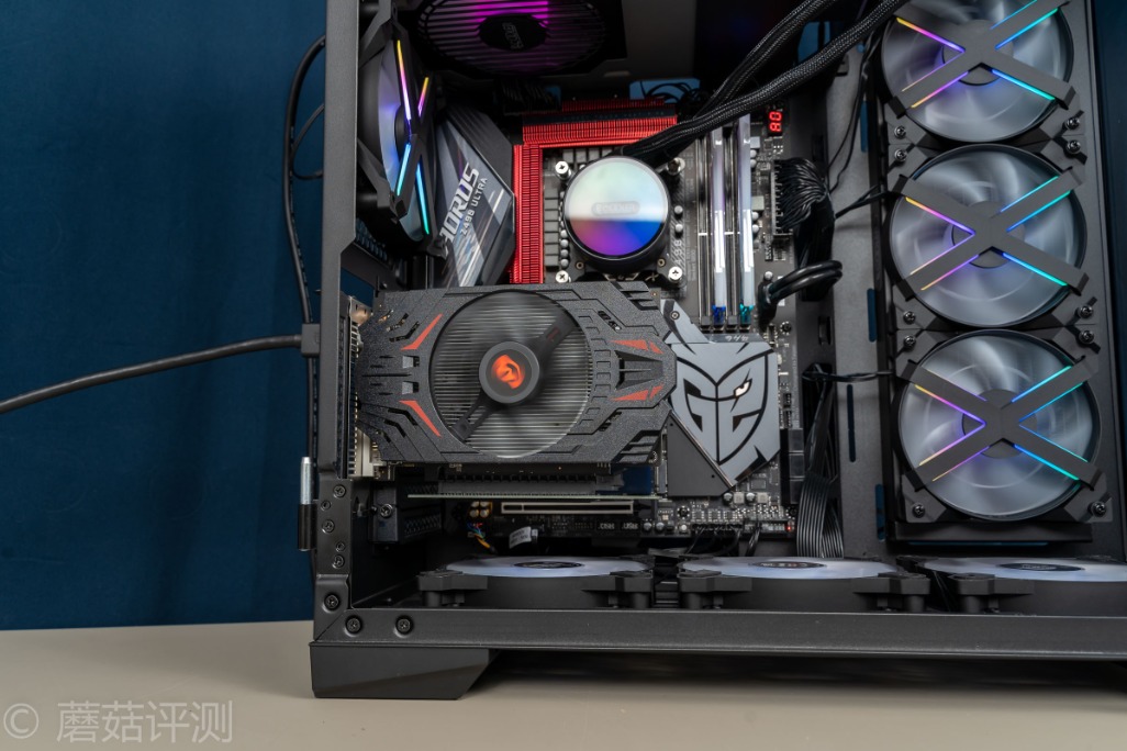 显卡预算低要不要买核显,rx560与rx560d显卡对比