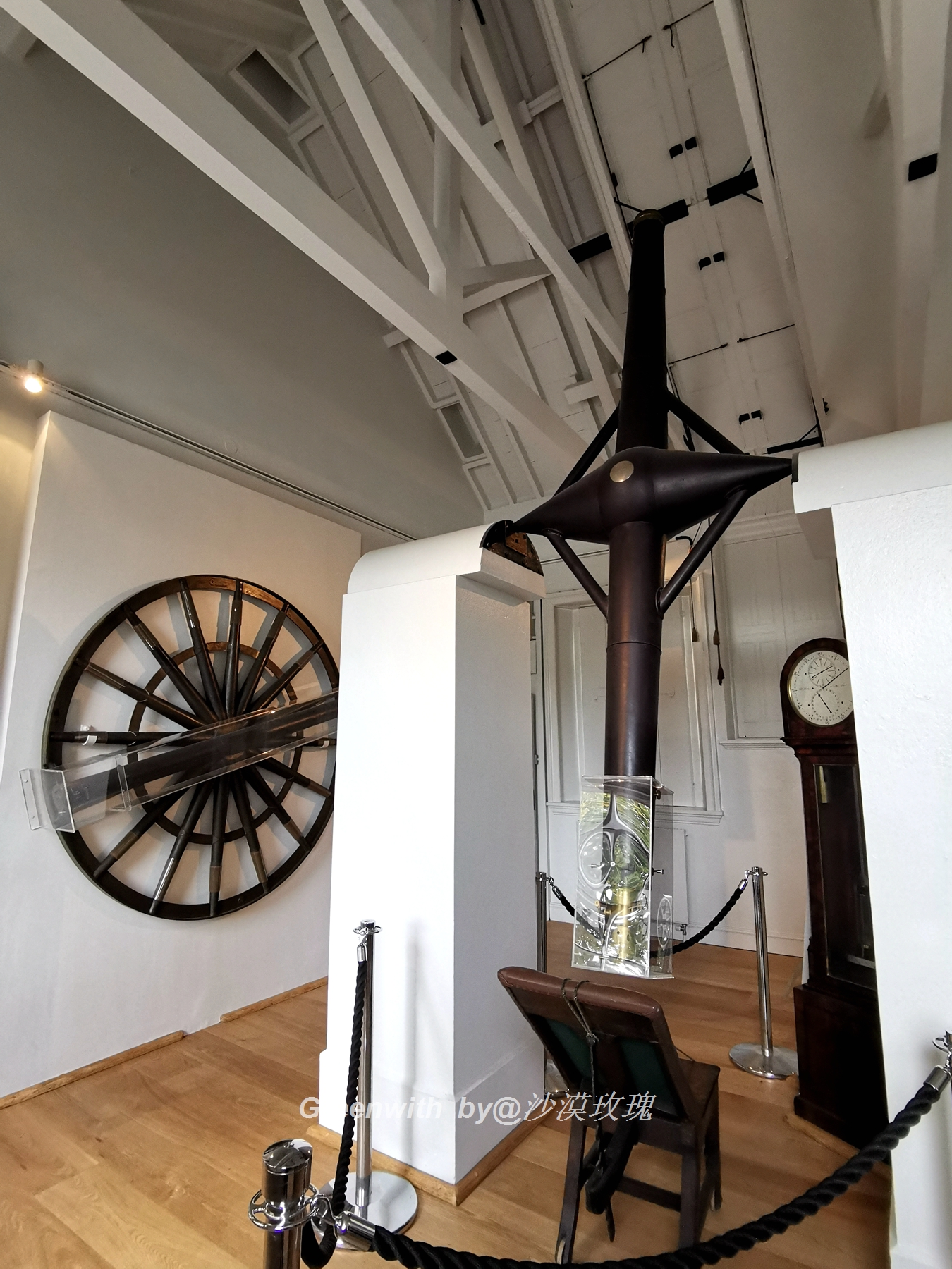 地球0度经线在哪个地方,地球0度纬线与0度经线