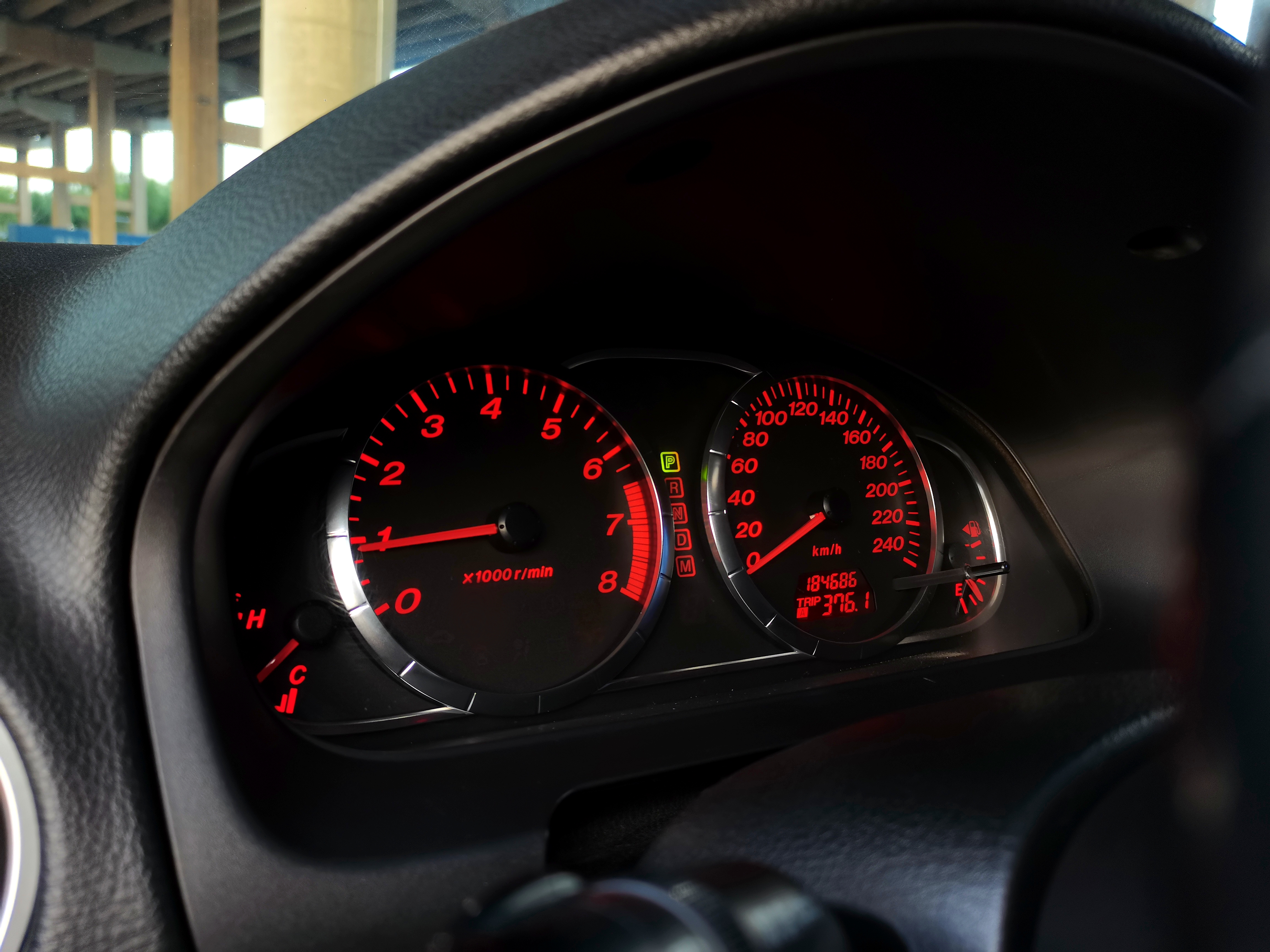 亮黑马自达6,亮灰马自达六