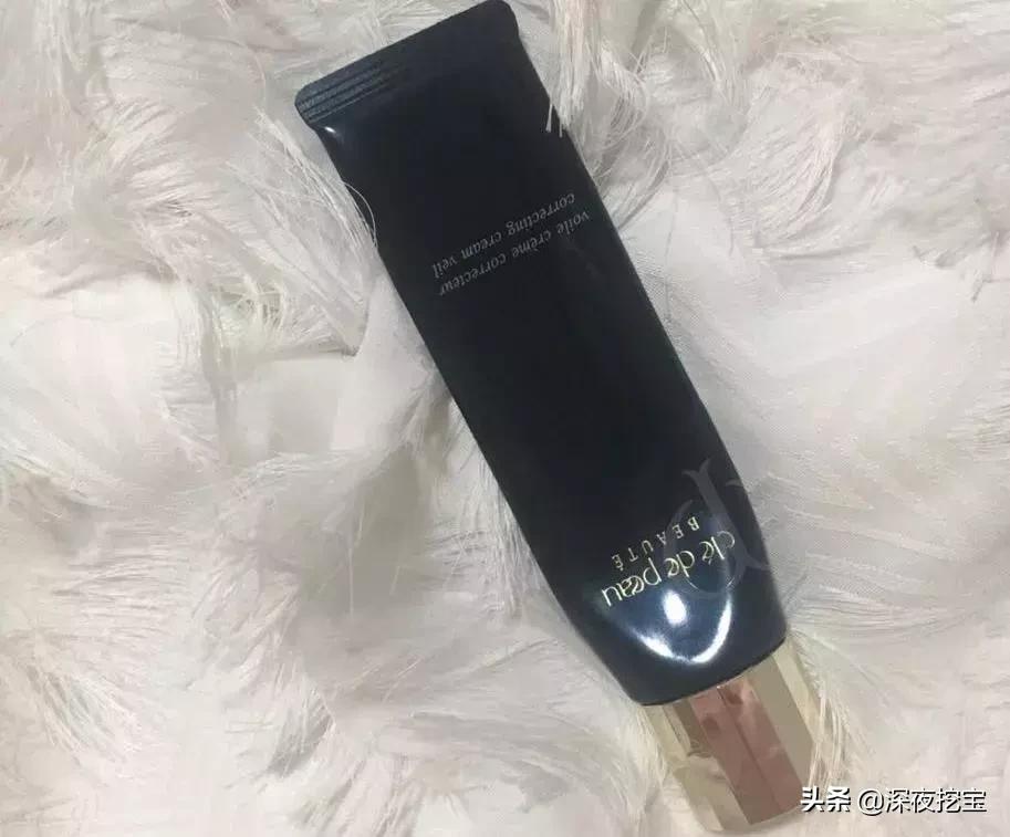 雅诗兰黛奶油肌粉底液,星钻光感奶油肌粉底液