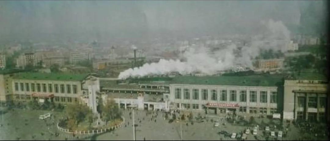 九零年我从看守所到劳教所的日子,我从看守所到监狱的经历