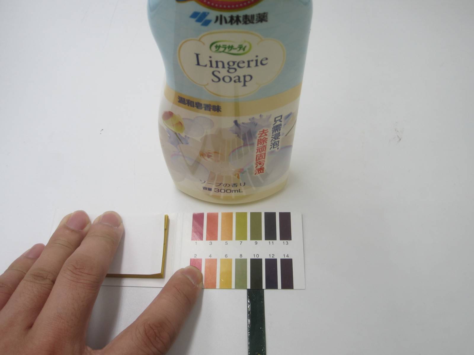 给女票搓了一年内衣，我想明白一个事儿——专用洗衣液微横测