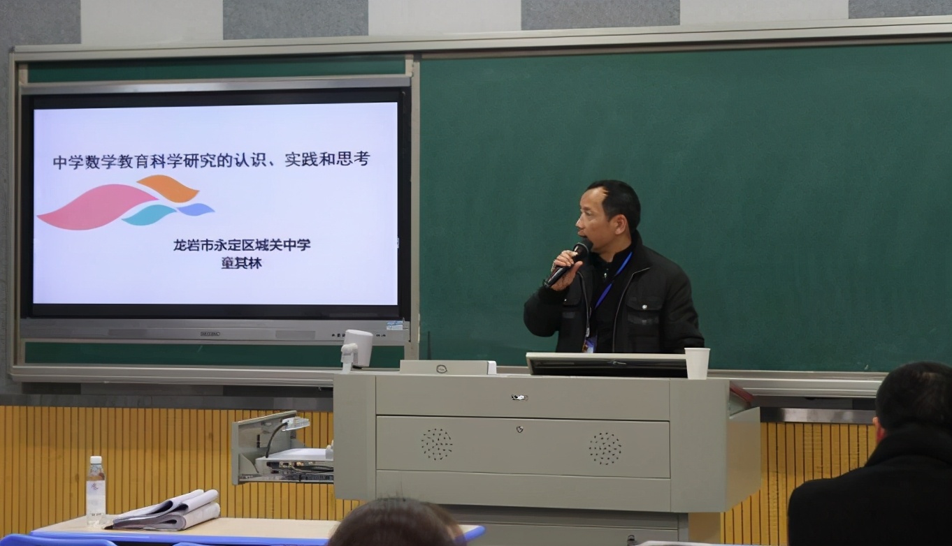 用扩音器上课对学生有影响吗,规定小学上课可以用扩音器吗