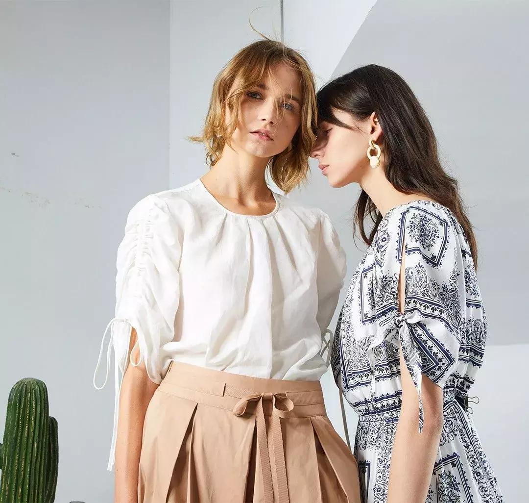 摩都推荐这样穿太太太撩人了，让你C位整个春夏