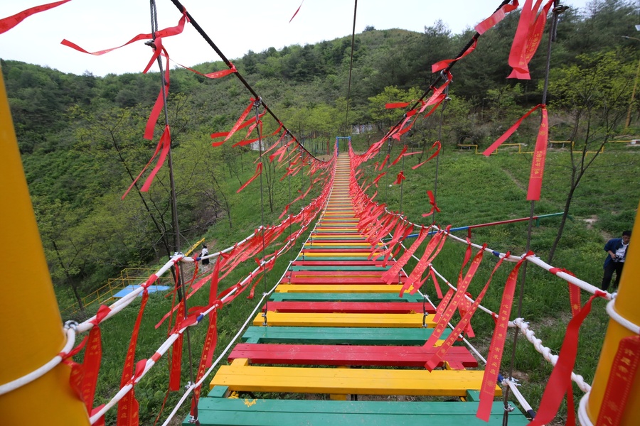 世界天坑之旅全集,世界天坑镇巴宣传片