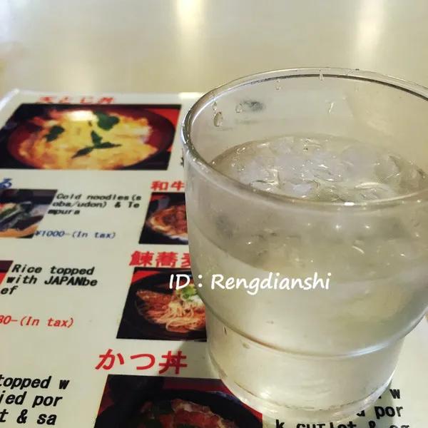 坐月子洗澡洗头会发烧吗,坐月子洗头洗澡会落下月子病吗