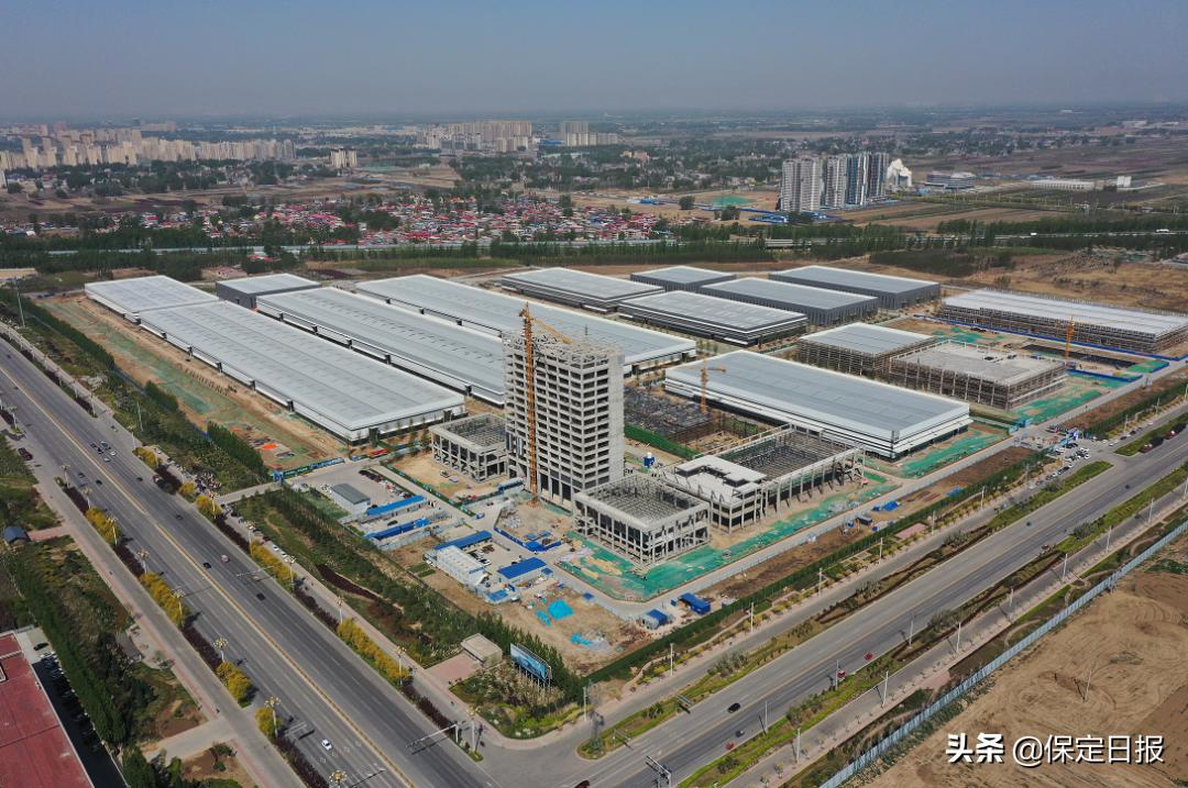 超低能耗建筑领航人——记全国人大代表、奥润顺达集团总裁倪海琼