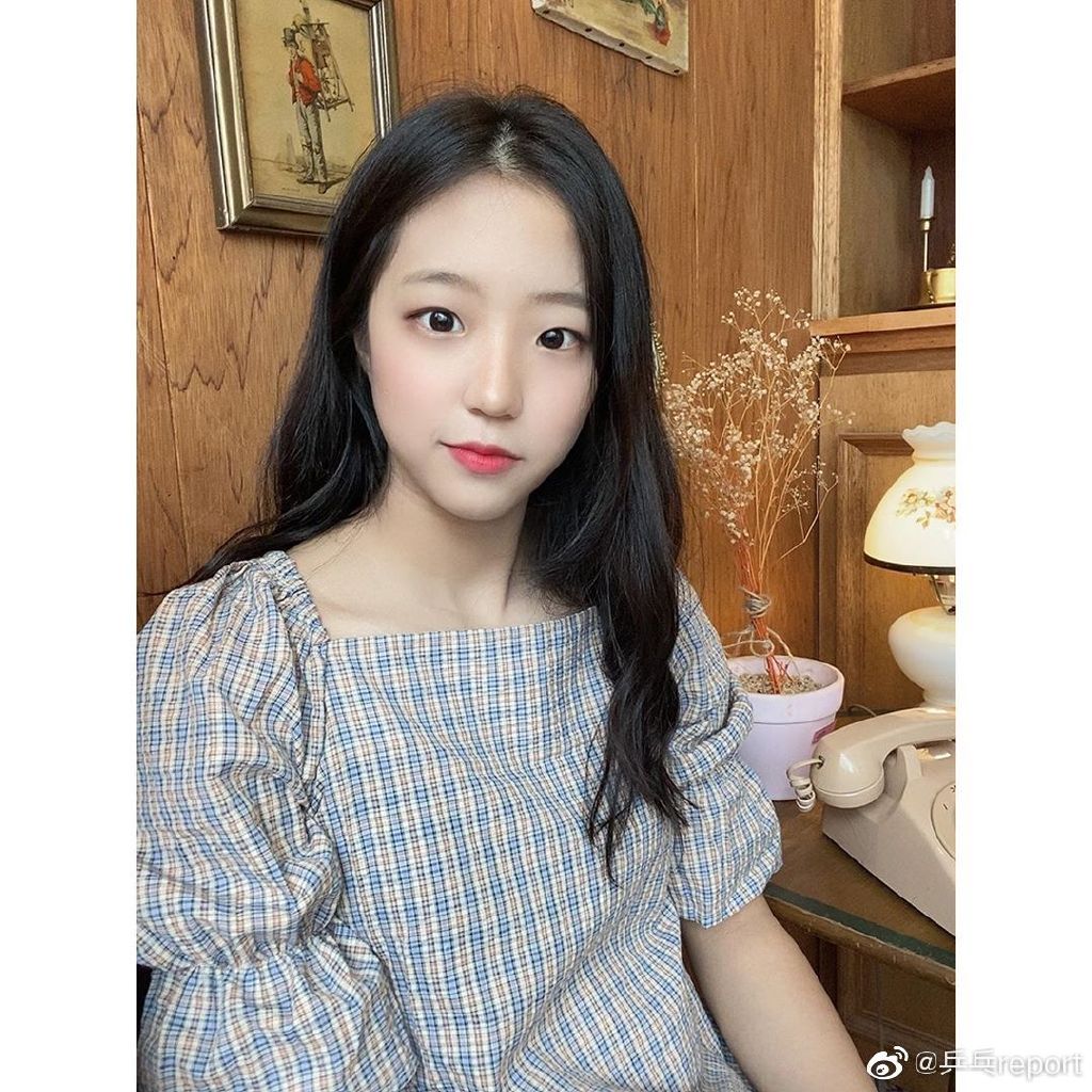 乒乓小将练球哭了,中国乒乓球小神童努力练习视频