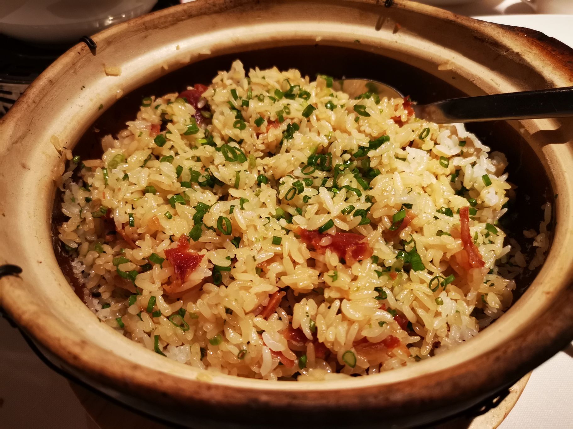 这家广州二十年老牌粤菜馆,私厨出品过硬不愧为米其林一星