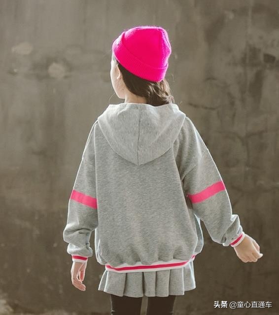 童装韩系风中大童,中大童装8-16岁运动衣