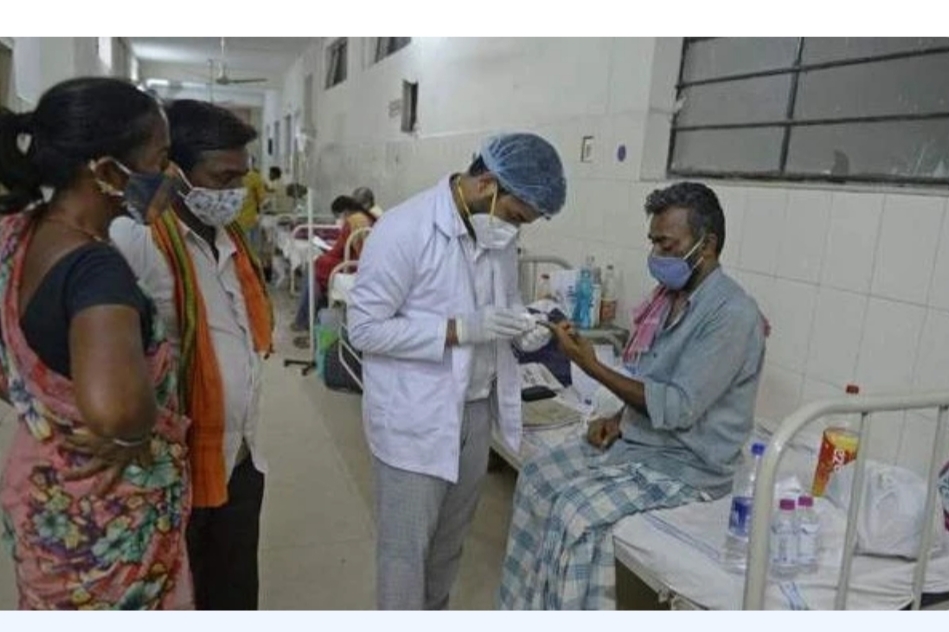 印度爆发“挖眼保命”的“颜色真菌症”，我们该出手帮吗？