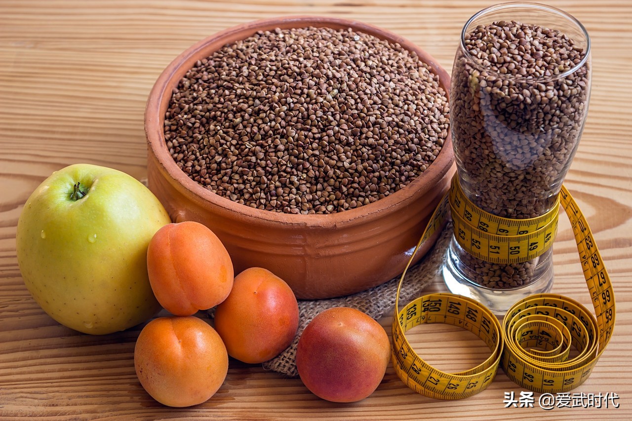 胯未完全打开如何蹲马步,胯部基本功错误做法