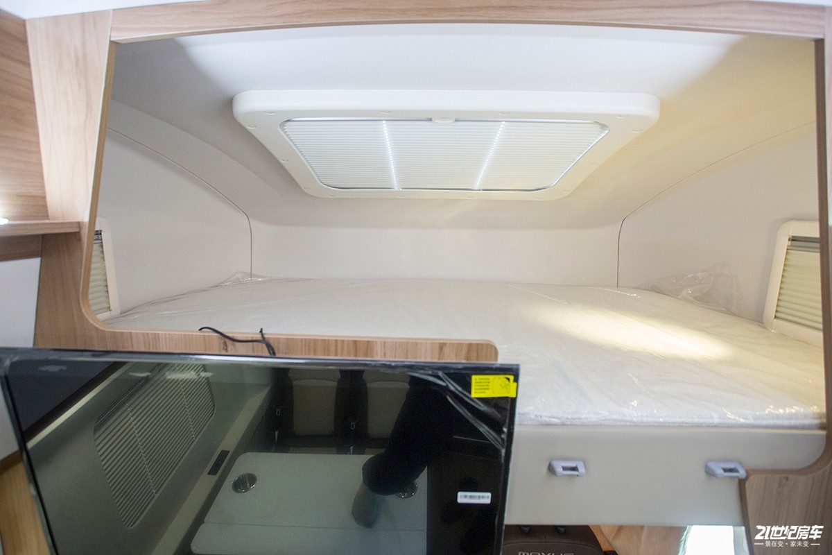 了解上汽大通maxusv90最新动态,上汽大通maxusv902023款2.0t短轴低顶