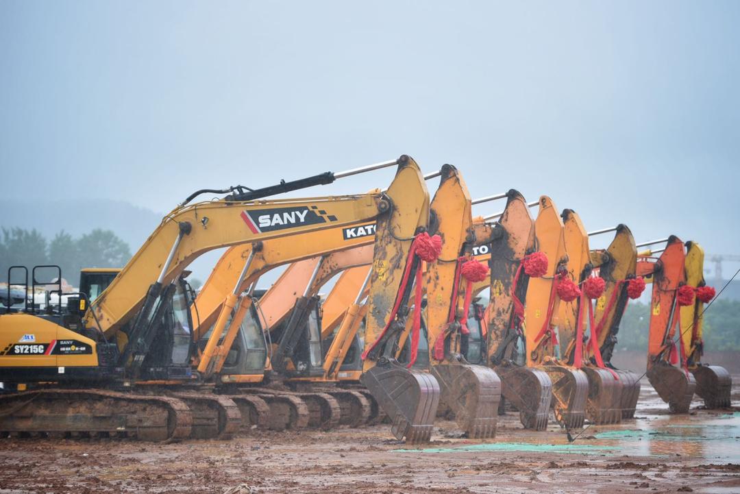 开挂了！比肩世界的爆款区域利好多到数不清！一般人已高攀不起