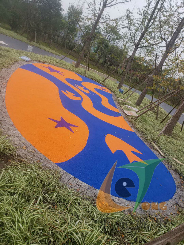 彩色塑胶跑道幼儿园专用地垫,透气型塑胶跑道地垫每平米报价