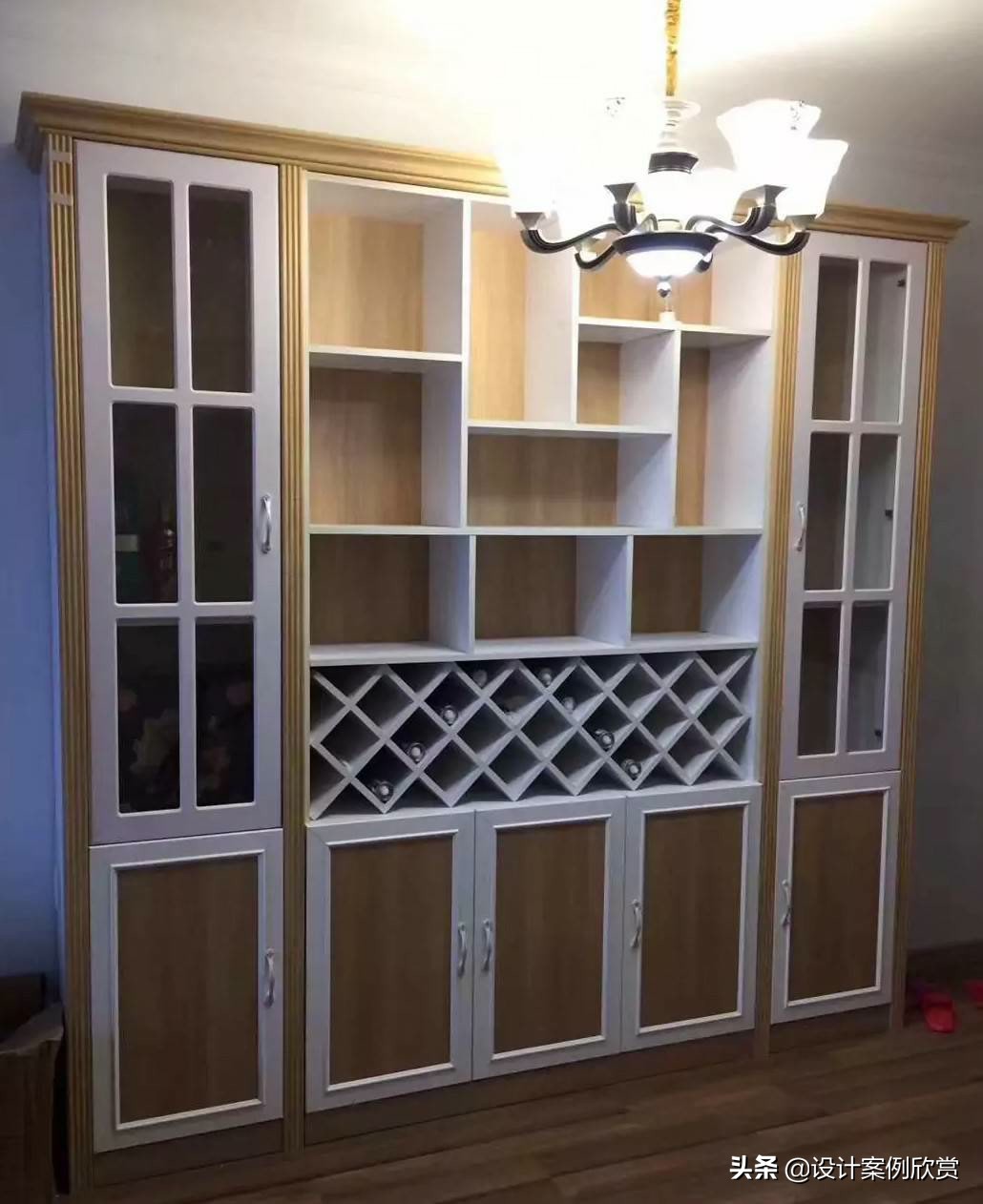 现代简约餐厅酒柜装修效果图大全,2021餐厅酒柜装修效果图