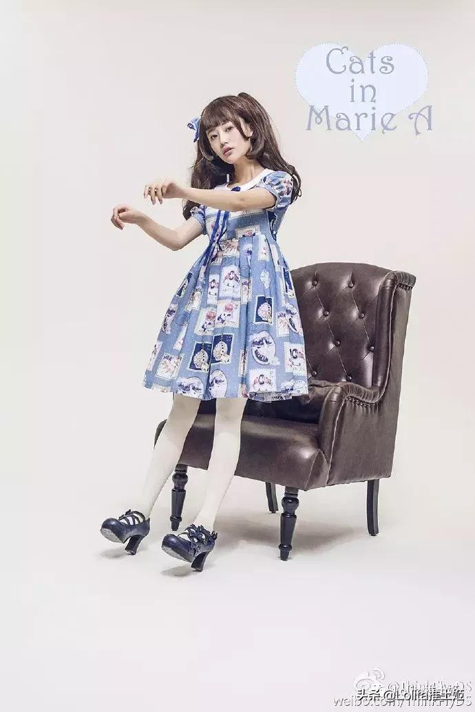 lolita撸猫,lolita撸猫猫