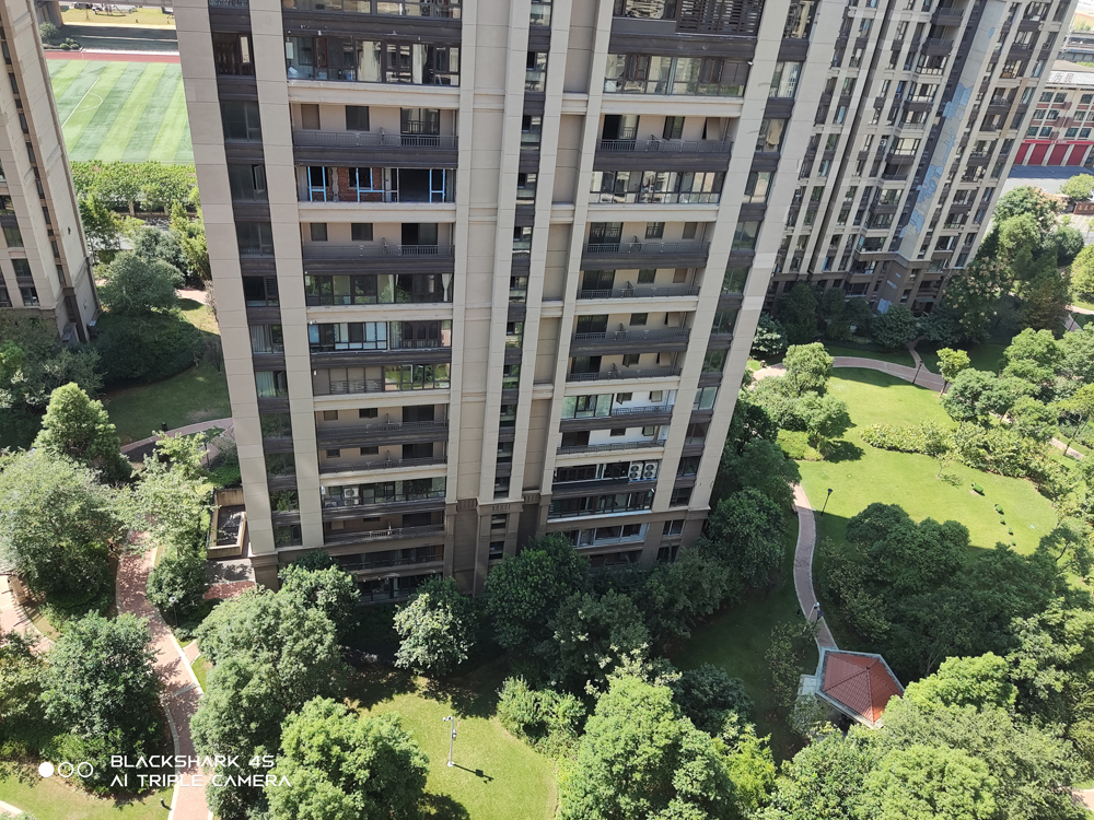 黑鲨4骁龙870散热,黑鲨骁龙870吃鸡能开90帧吗