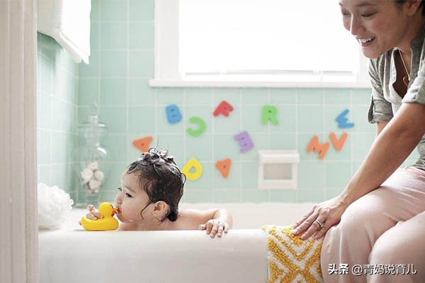 宝宝四岁了无缘无故喊屁屁疼,女儿老说屁股痛是什么原因