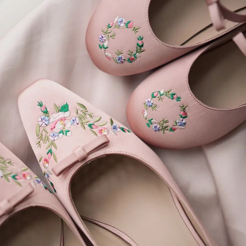 颜值高又好穿的鞋子推荐,春夏值得入手的10款鞋子