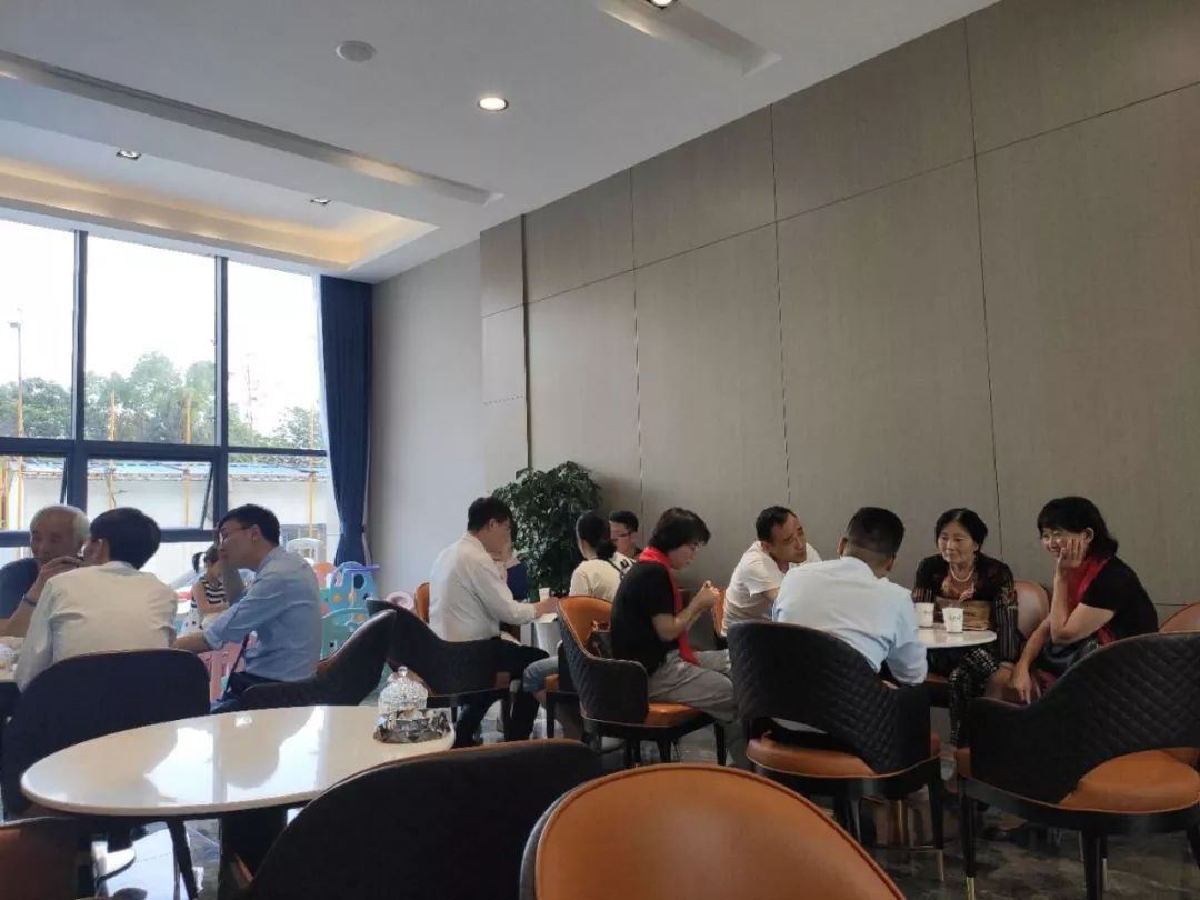 归来仍是少年古玩市场,归来仍是少年季羡林