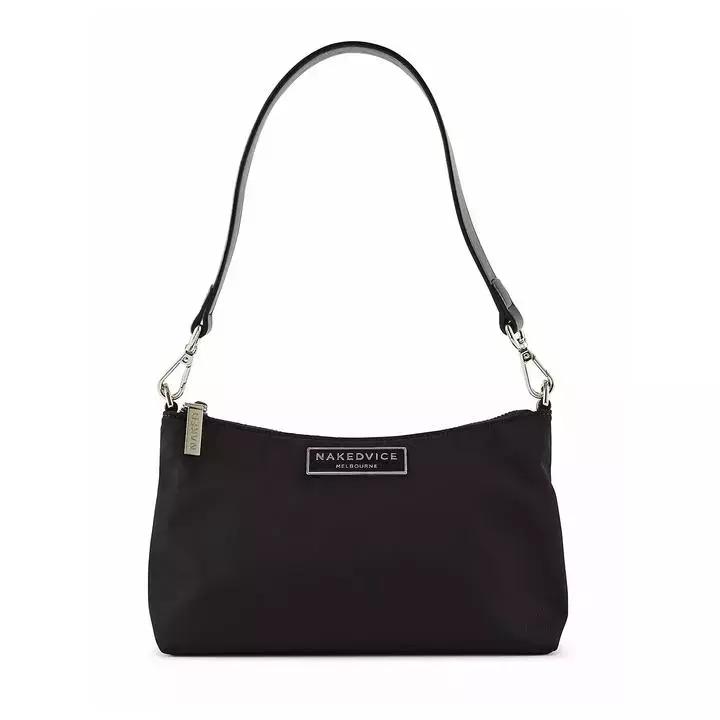 奶奶都嫌丑的包被Jennie背过后，有半个地球的时尚博主疯狂求同款