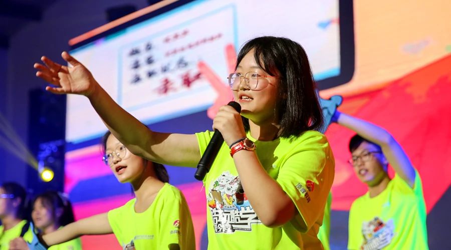 酷玩酷学艺术研学夏令营,酷学酷玩夏令营