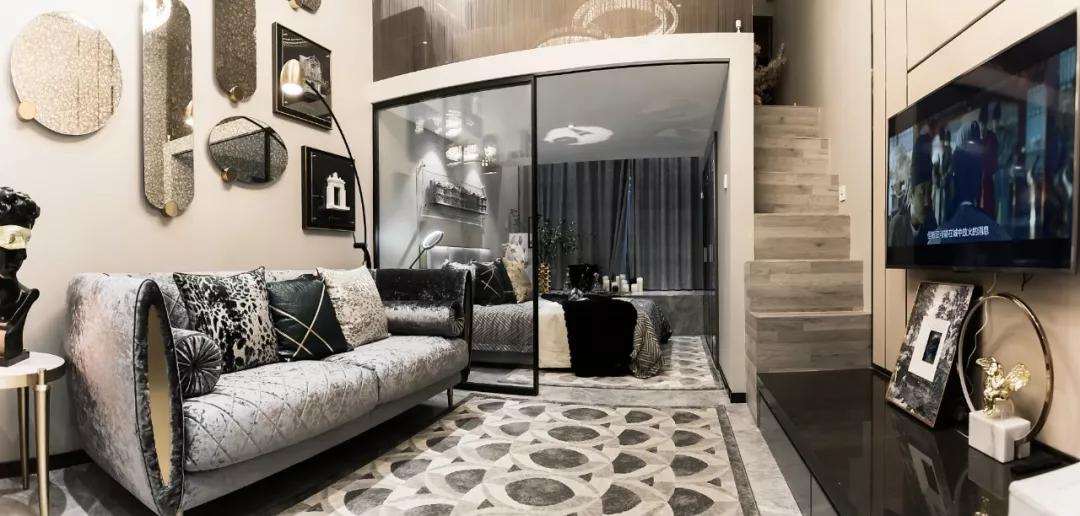 世界最大悬空透明玻璃泳池,高空玻璃无边际泳池